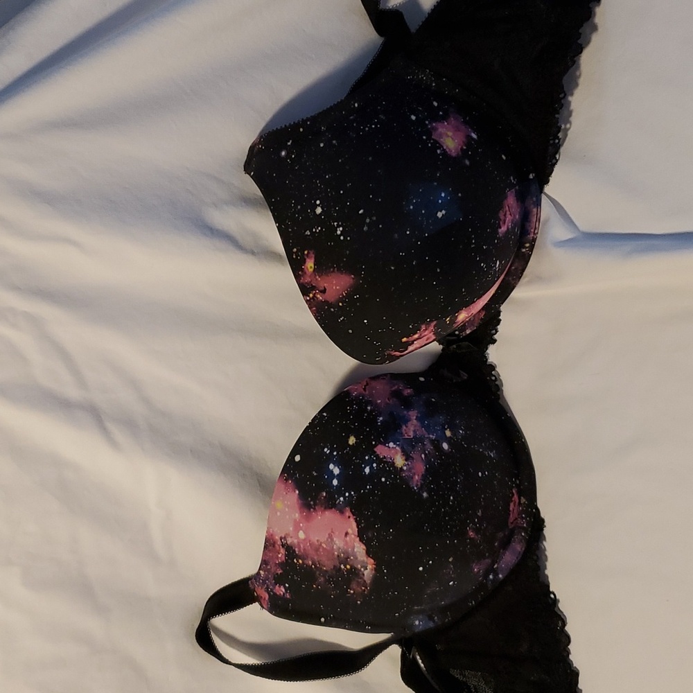 NWOT Torrid galaxy underwire bra 36D